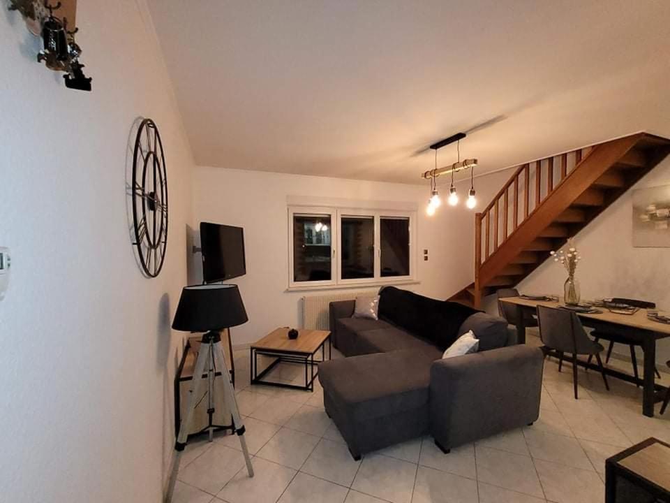 בורז'ה Appartement Cosy Style Industriel מראה חיצוני תמונה