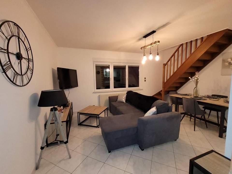 בורז'ה Appartement Cosy Style Industriel מראה חיצוני תמונה